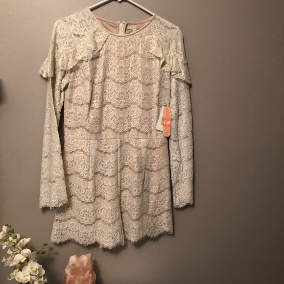 Gianni Bini white and gold lace romper - Picture 1 of 4